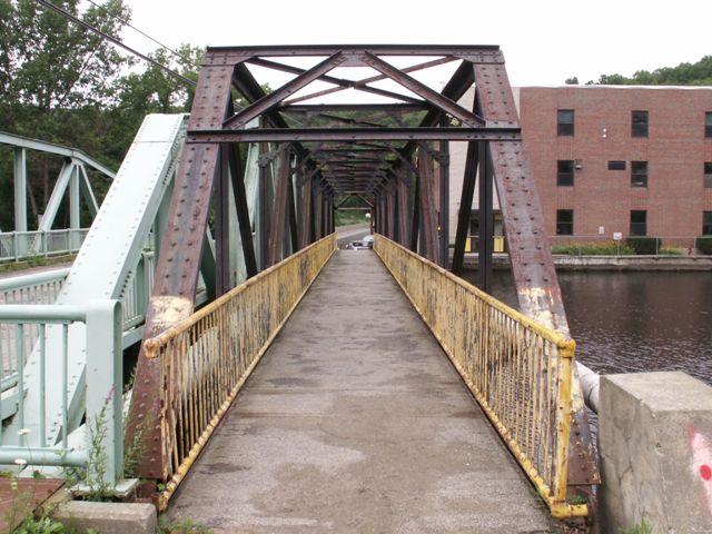 5th Street Footbridge