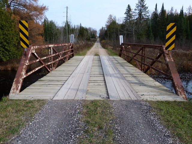 Alec Johnson Road Bridge