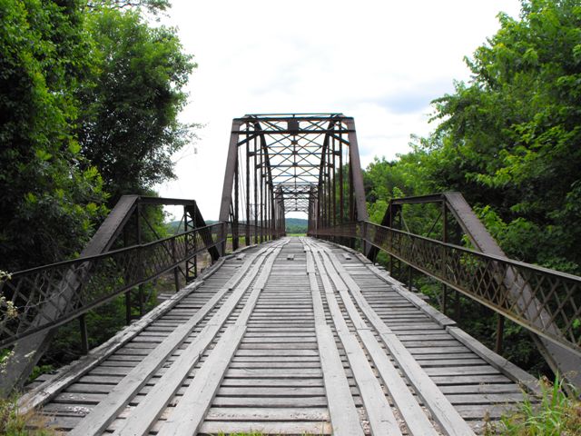 Dicks Bridge