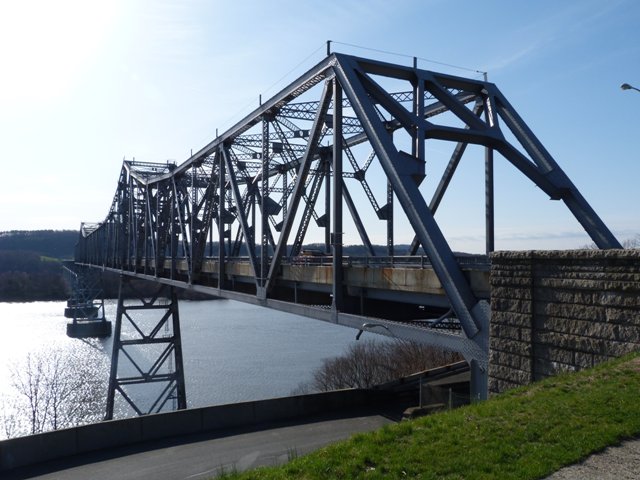 Rip Van Winkle Bridge