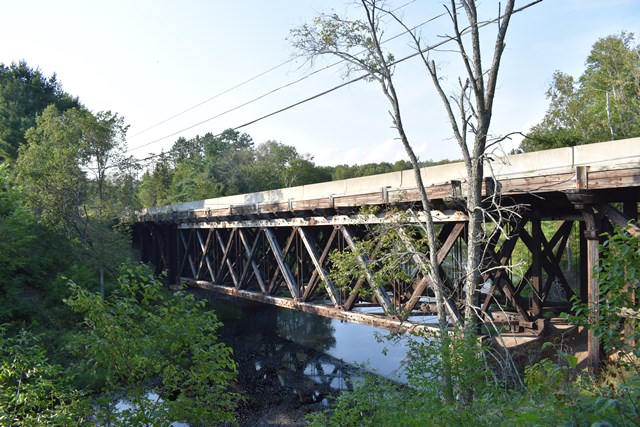 Duchesnay Creek Bridge