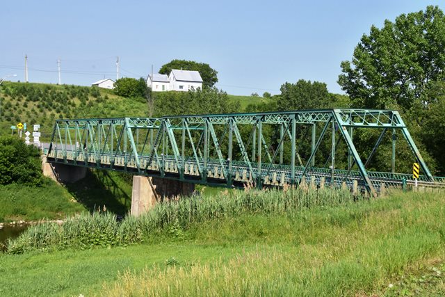 Pont des Moulins (Moulins Bridge)