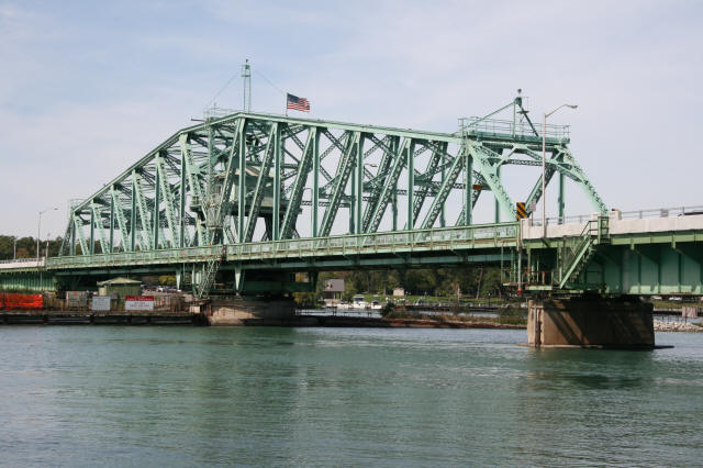 Grosse Ile Free Bridge