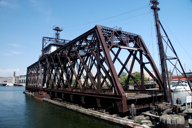 Milwaukee River Railroad Bridge
